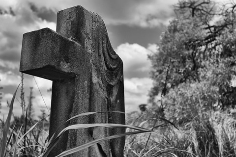 Darkest Hour By Gemma Stiles from Sydney, Australia - Darkest Hour, CC BY 2.0, https://commons.wikimedia.org/w/index.php?curid=42074980